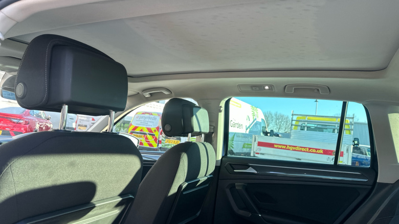 Volkswagen Tiguan 2.0 TDi 150 SEL 5dr Diesel Estate